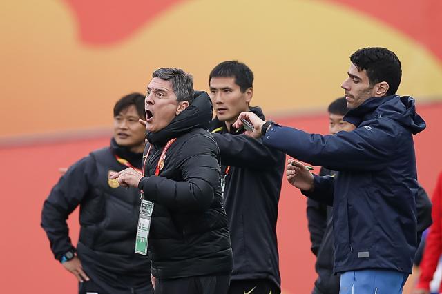 开云体育-U21国足海口集训磨合技战术 将热身伊朗U20国家队